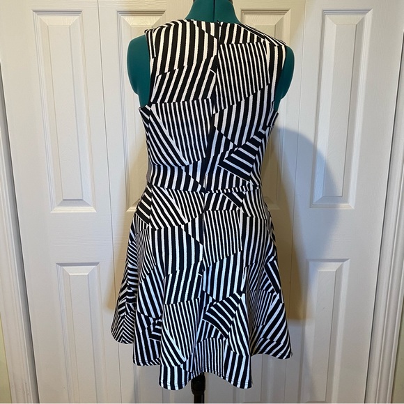 2for$35 Atmosphere Black & White Abstract Stripes A-Line Dress Size UK14/US10 - Picture 9 of 13